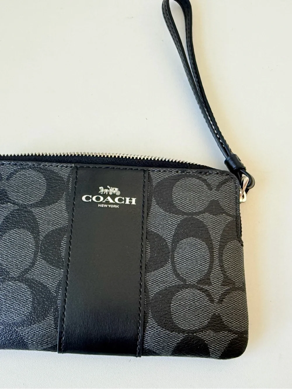 Coach mini black